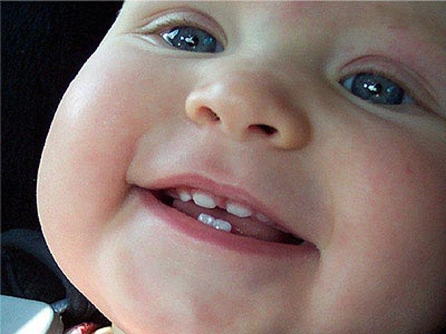 Профессиональная помощь при зубной боли у детей