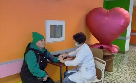 29 сентября в Детской поликлинике №4 прошло тематическое мероприятие, посвящённое Всемирному дню сердца. 29 сентября в Детской поликлинике №4 прошло тематическое мероприятие, посвящённое Всемирному дню сердца.